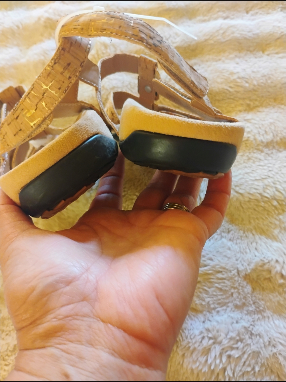 Vionic Cork-Pattern Tan Strappy Sandals - Picture 2 of 5